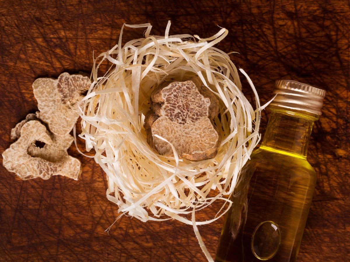 Istrian truffles and truffle olive oil